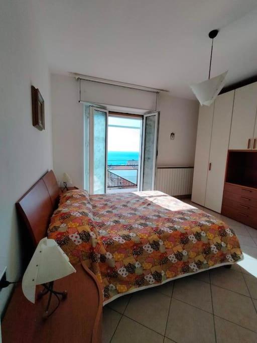 Luminoso alloggio vista mare, comodo alla spiaggia - Apartamento de 2 dormitorios - 5