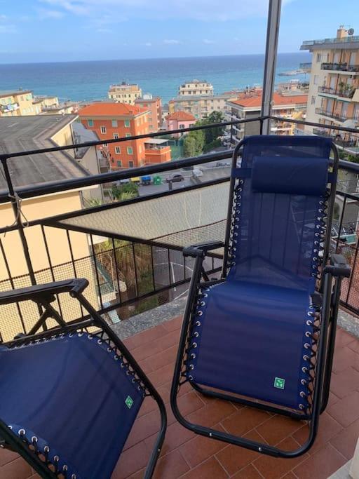 Luminoso alloggio vista mare, comodo alla spiaggia - Apartamento de 2 dormitorios - 10