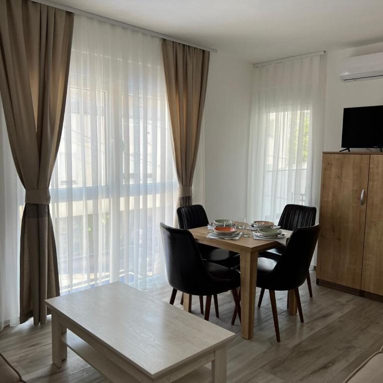 Relax Apartmani - Apartman s 1 Spavaćom Sobom i Pogledom na Bazen - 10