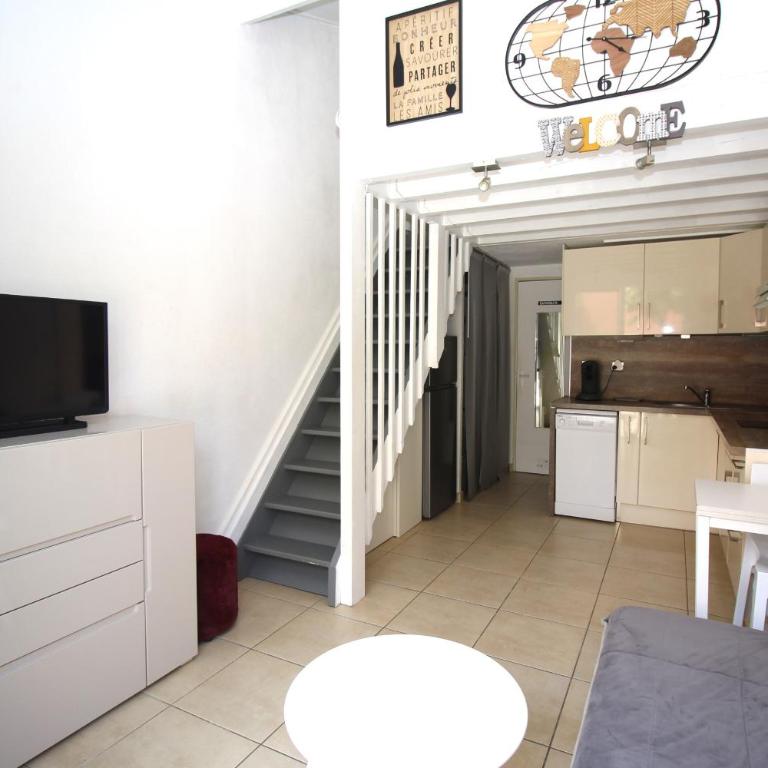 CORAUX - Maisonnette 4 pers avec piscine et parking - Casa - 2