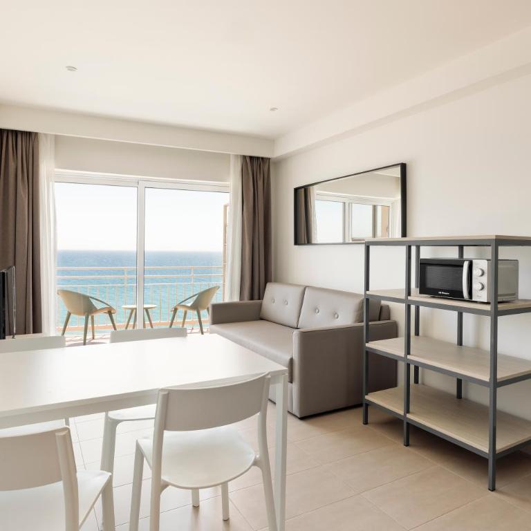Aparthotel Xic - Apartamento con vistas al mar - 2