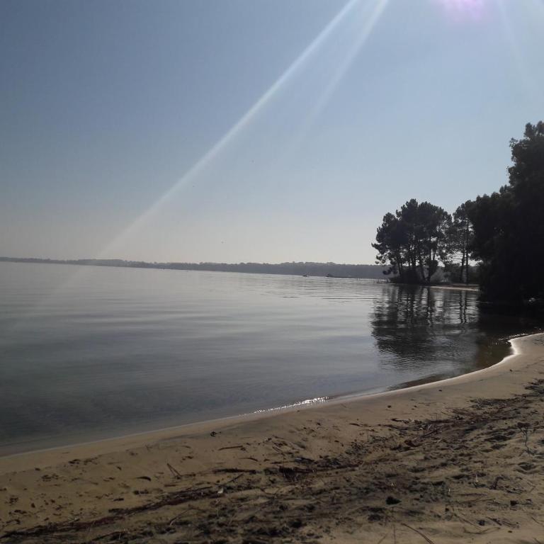 Maison du Lac avec plage privée - Maison 2 Chambres - 43