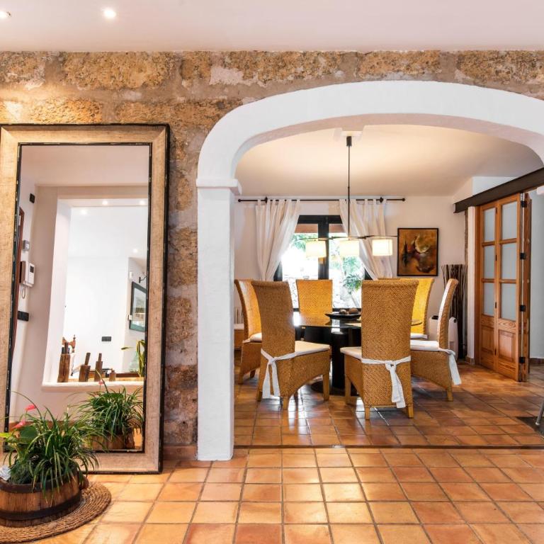 Cal Moliner - Four-Bedroom Villa - 16
