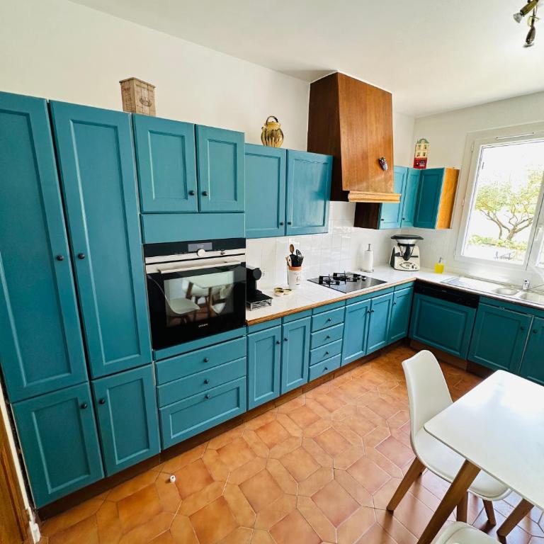 Grande maison de vacances jusqu'à 15 personnes, à quelques pas d'Aix-en-Provence - Haus mit 5 Schlafzimmern - 18