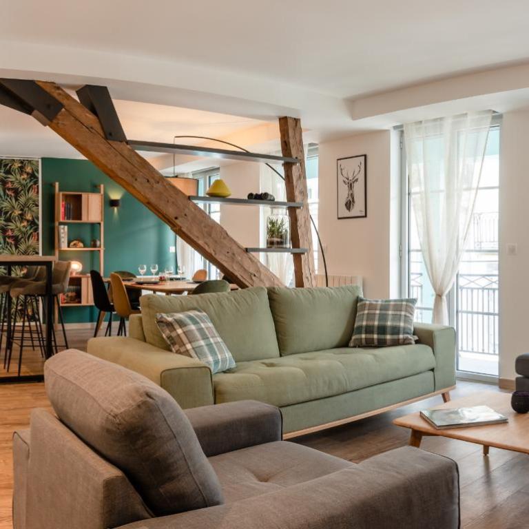 Appartement de charme pour 5P - Two-Bedroom Apartment with Balcony - 27