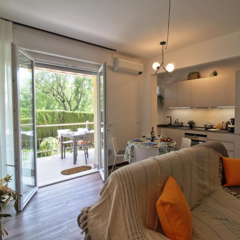 Appartamento con spiaggia privata vista lago nuovissimo - Appartamento con 1 Camera da Letto - 4