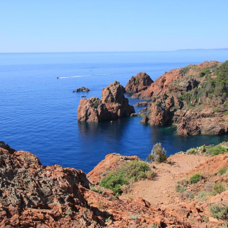 T2 avec piscine aux portes du vieux Fréjus et 5 mn de la plage - Appartamento con 1 Camera da Letto - 24