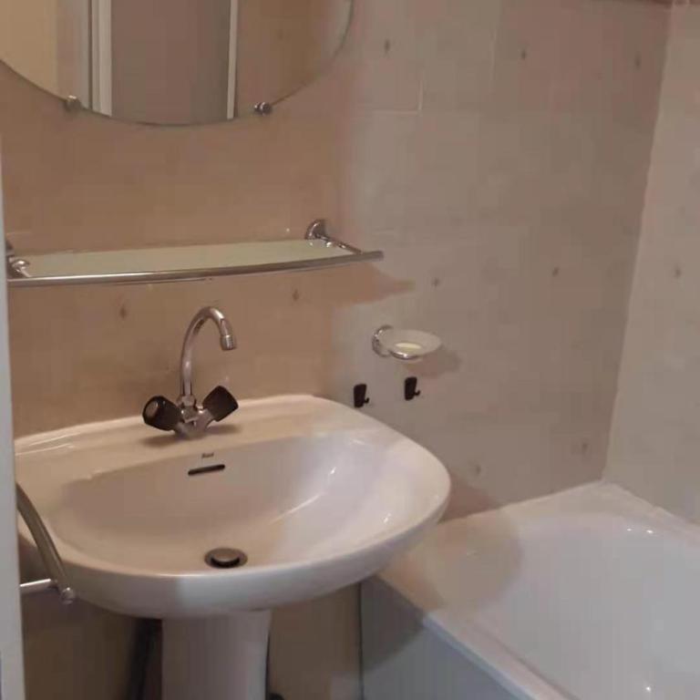 T2 avec piscine aux portes du vieux Fréjus et 5 mn de la plage - Appartamento con 1 Camera da Letto - 14