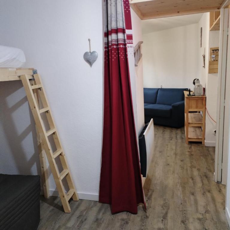 magnifique studio tout confort 24 m2 pied des pistes - Appartement 2 Chambres - 6