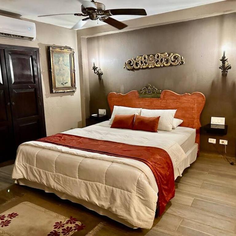 Mansión con suites, piscina, jacuzzi y rooftop - Villa - 61