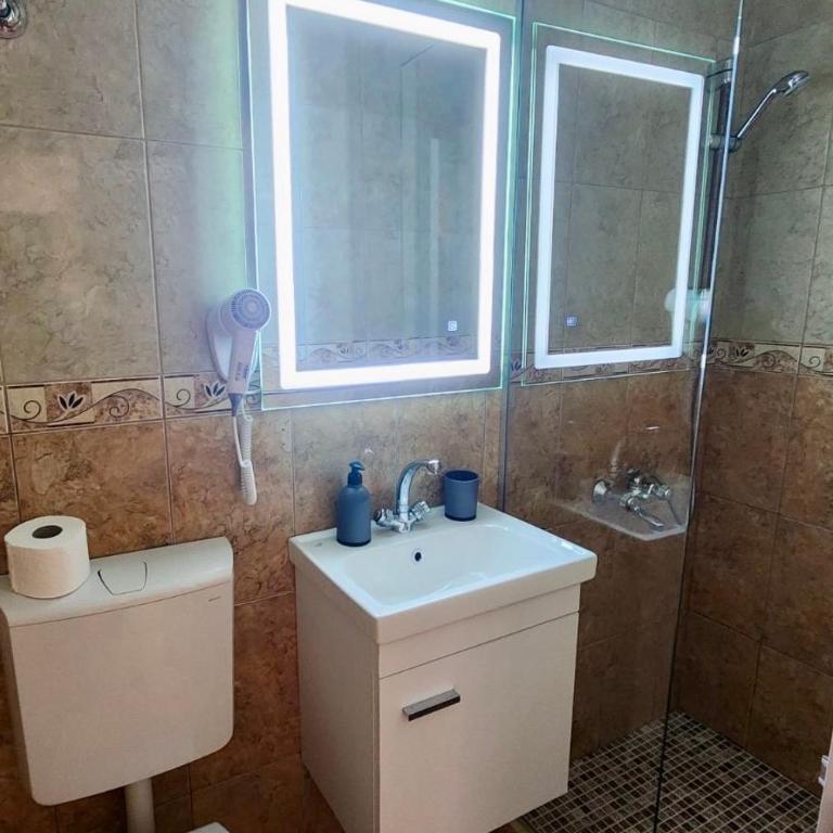 Sunrise Apart-Hotel - Apartman sa Balkonom - 9