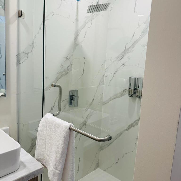 Isla Venados - Beach Condo - Three-Bedroom Apartment - 24