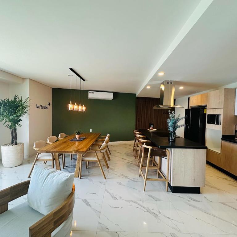 Isla Venados - Beach Condo - Three-Bedroom Apartment - 14