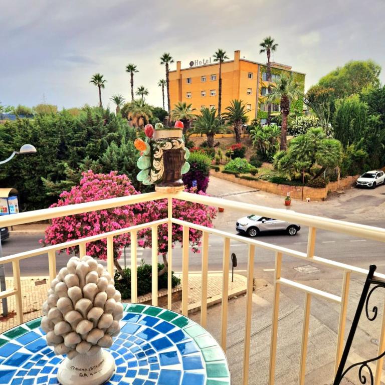 B&B Il Giardino Dei Templi - Camera Matrimoniale con Balcone e Vista Mare - 10