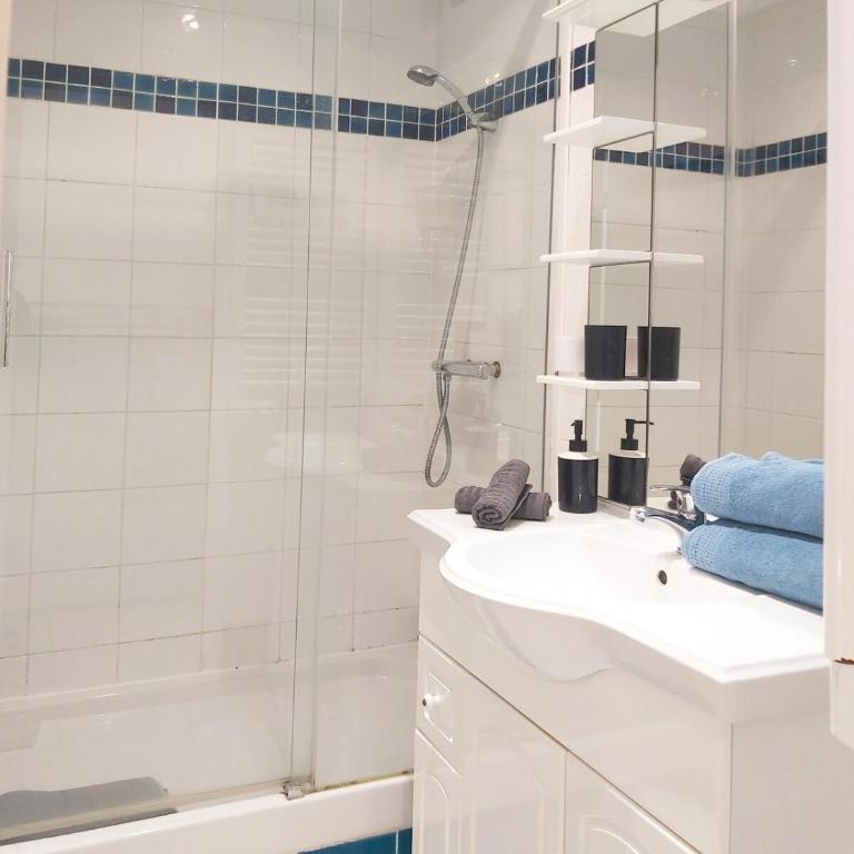 Studio Cabine à 100m de la plage - Apartamento de 2 dormitorios - 12