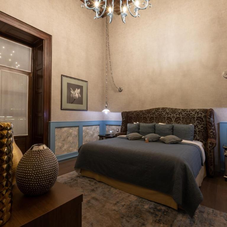 1850 Hotel Boutique - Suite Principal con balcón - Victoria - 1