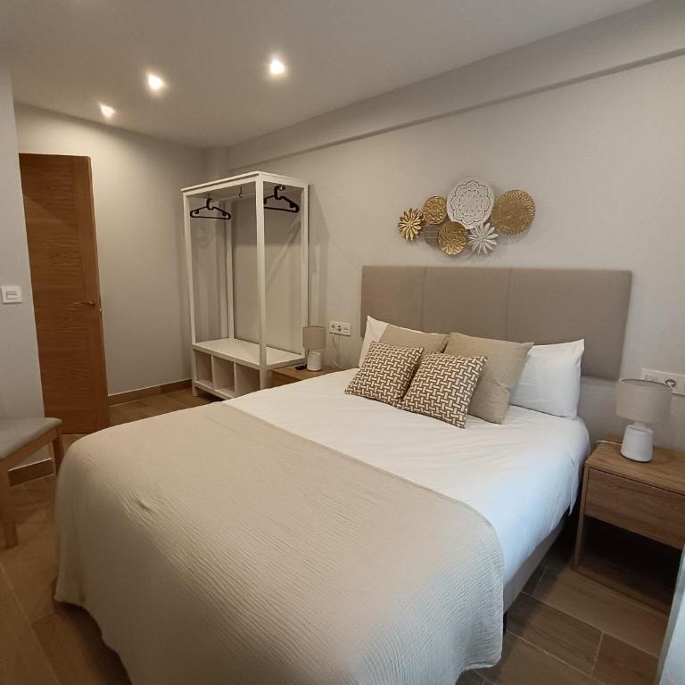 Zamakola Apartamento reformado y confortable con calefacción - Two-Bedroom Apartment - 10