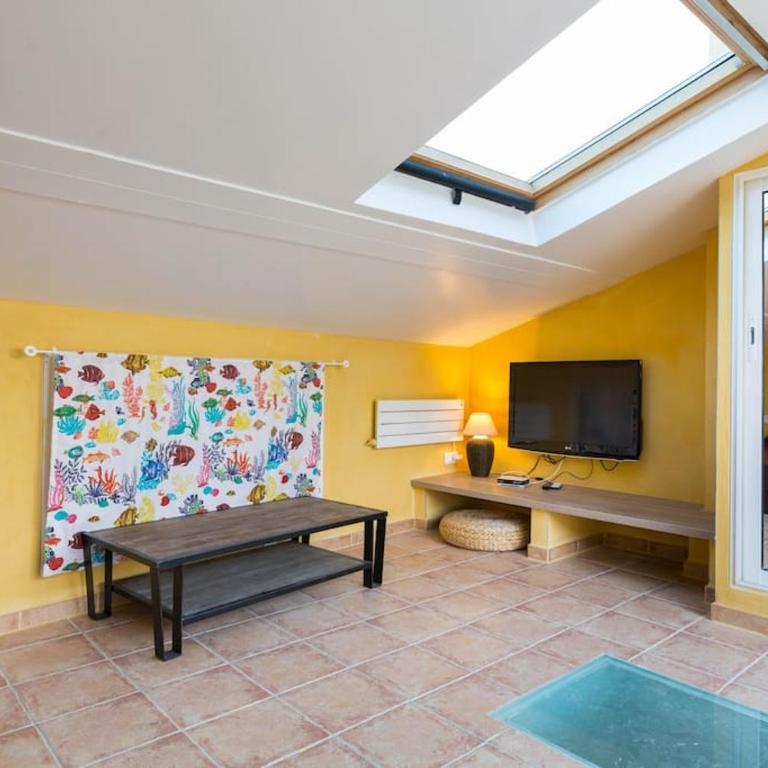 Hostel world -la girelle-Condo Rooftop Veranda Terrace - Studio Double Deluxe - 2