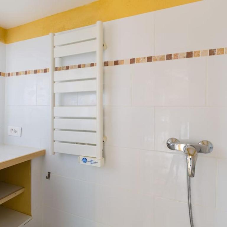 Hostel world -la girelle-Condo Rooftop Veranda Terrace - Studio Double Deluxe - 8