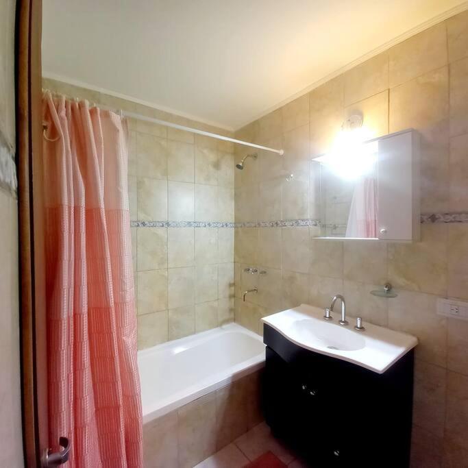 Amplia Casa luminosa a estrenar, Excelente ubicación - Casa de 3 dormitorios - 18