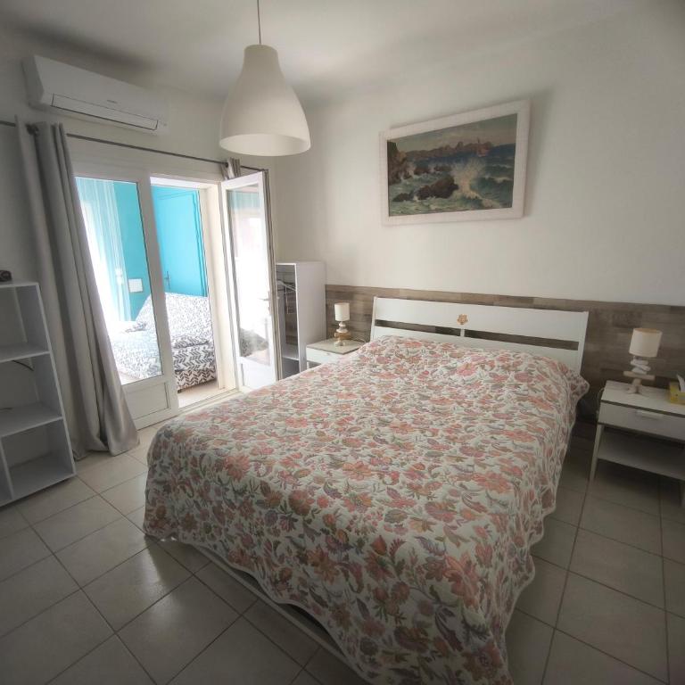 à moins de 100 m de la plage à pied - Villa - 30