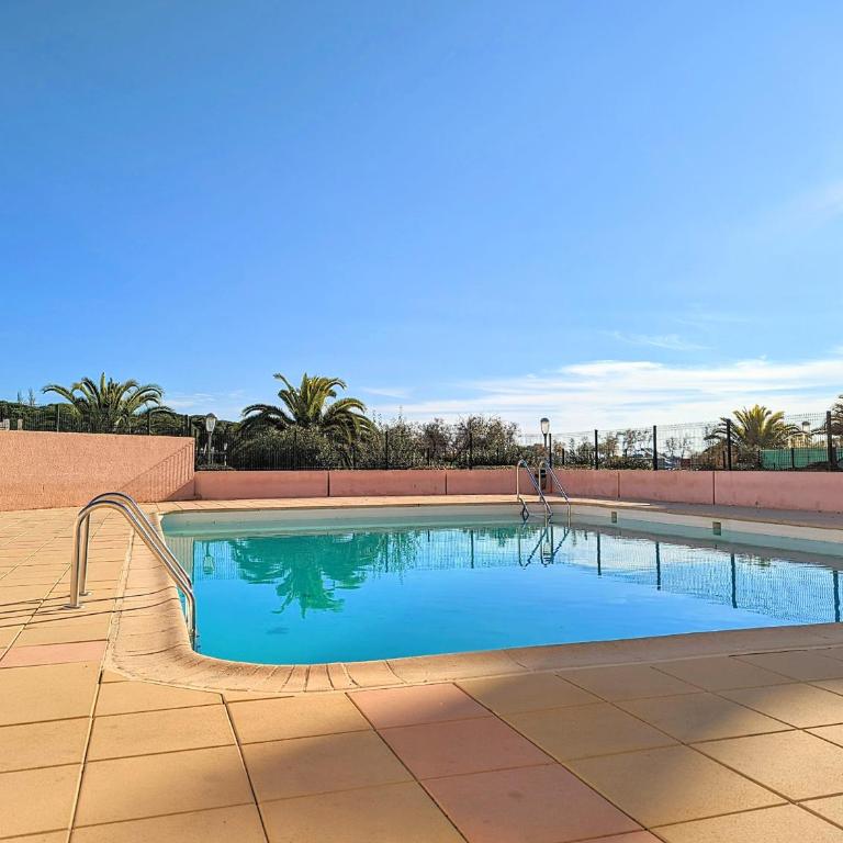 Cap d'Agde T2 4-6 personnes Mezzanine Vue mer Piscine Wifi - Appartement 1 Chambre - 18
