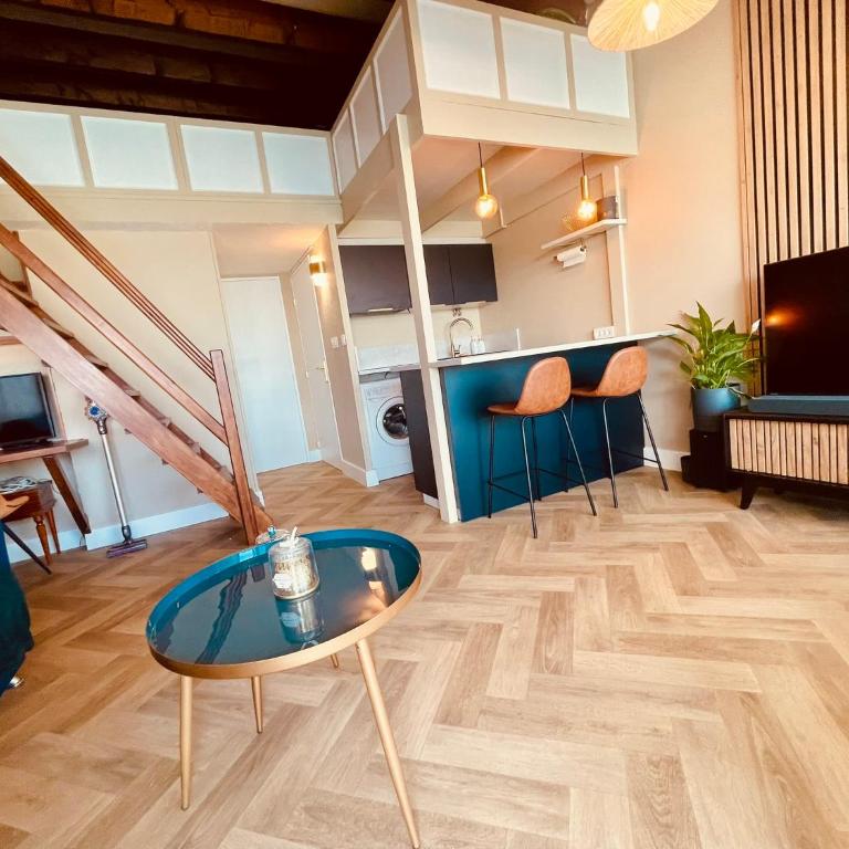 Cap d'Agde T2 4-6 personnes Mezzanine Vue mer Piscine Wifi - Appartement 1 Chambre - 4