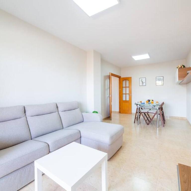 TrendyHomes Buenavista Paseo Marítimo - One-Bedroom Apartment - 13