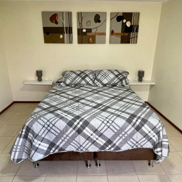 Cabaña con piscina y tinaja, cercana a playas - Apartamento de 2 dormitorios - 17