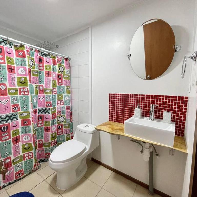 Cabaña con piscina y tinaja, cercana a playas - Apartamento de 2 dormitorios - 23