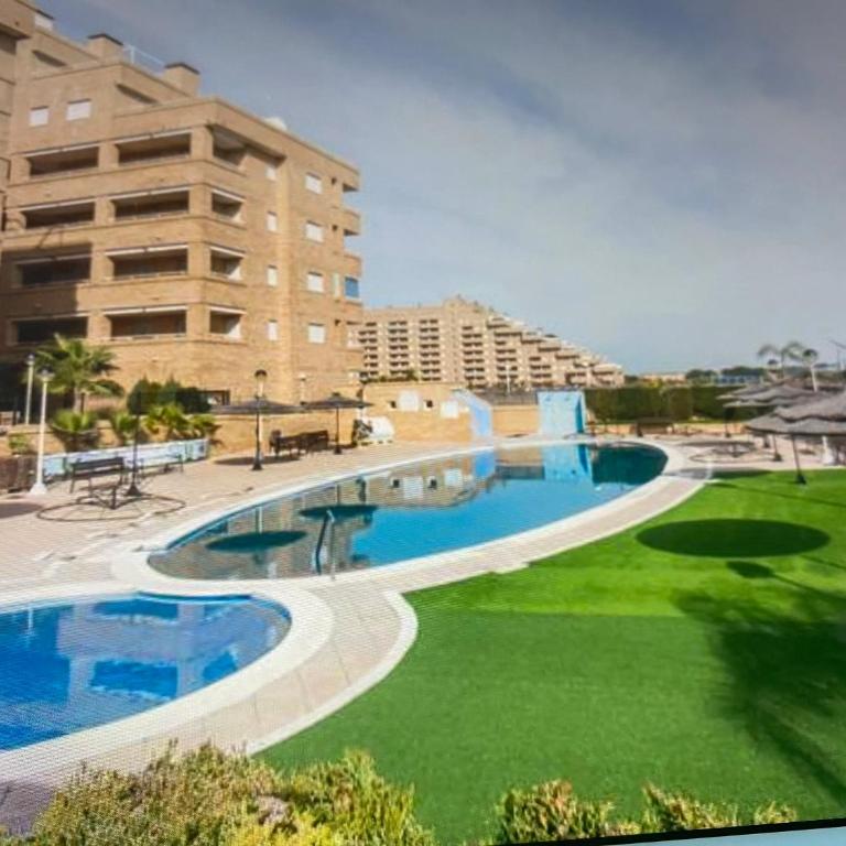 Edificio TORREMAR vistas al mar, orientación norte, Wifi y Smart-TV - Apartamento de 2 dormitorios - 24