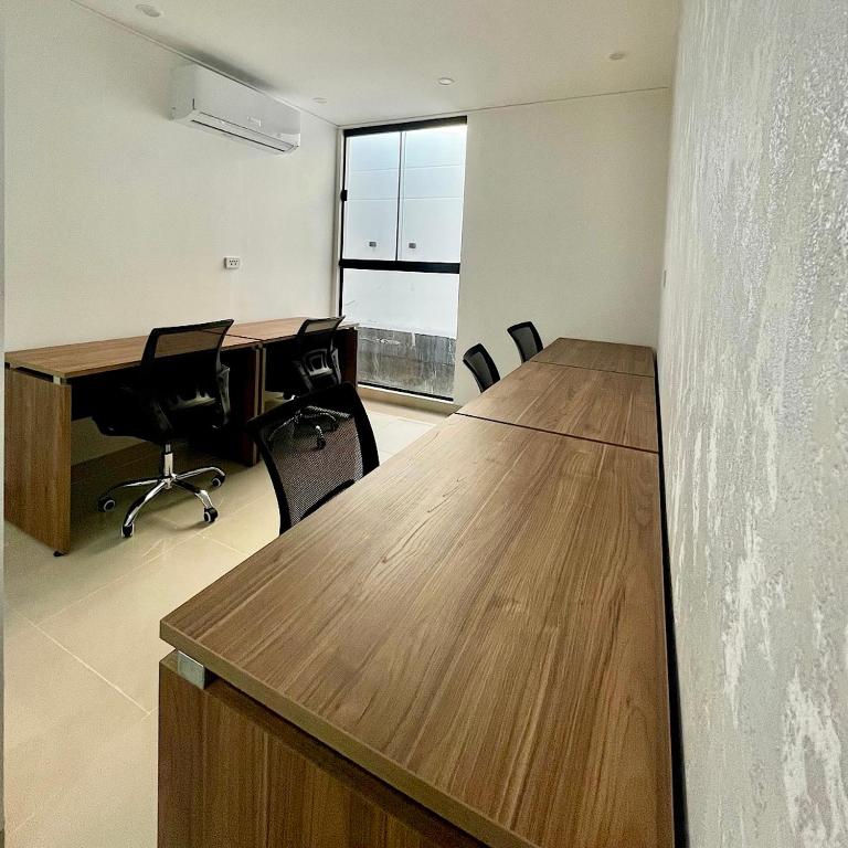 Equipetrol San Martin - Monoambiente con Parqueo Privado Cubierto - One-Bedroom Apartment - 14