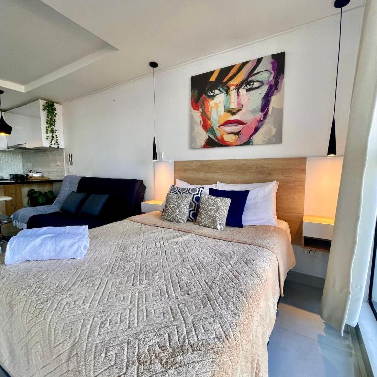 Equipetrol San Martin - Monoambiente con Parqueo Privado Cubierto - One-Bedroom Apartment - 2