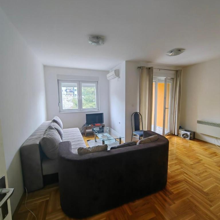 Uljarević - Apartman sa 2 Spavaće Sobe - 1