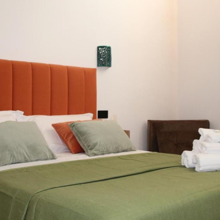 Frida Luxury B&B - Camera Tripla Deluxe con Vista Mare - 1