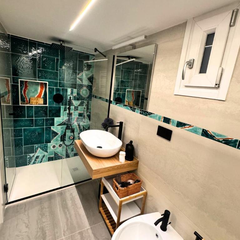 Frida Luxury B&B - Camera Tripla Deluxe con Vista Mare - 15