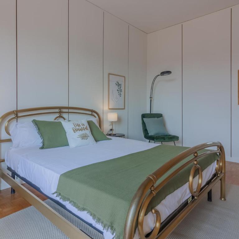 Casa Breggia - Appartamento con 2 Camere da Letto - 2