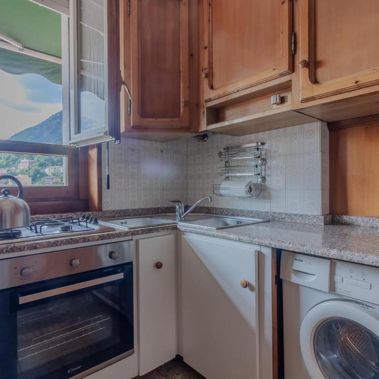 Casa Breggia - Appartamento con 2 Camere da Letto - 33