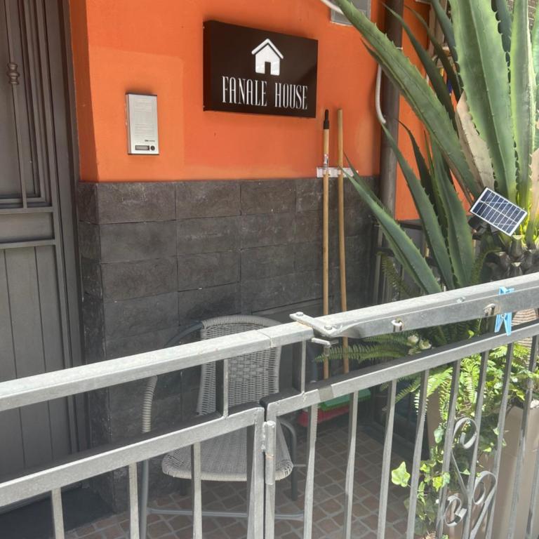 Fanale House - One-Bedroom Apartment - 93