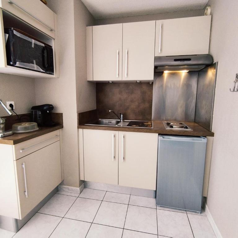 T2 cosy à Narbonne-Plage - 4 pers, proche plage, parking privatif, calme - Découverte et détente ! - FR-1-795-8 - Apartamento - 3