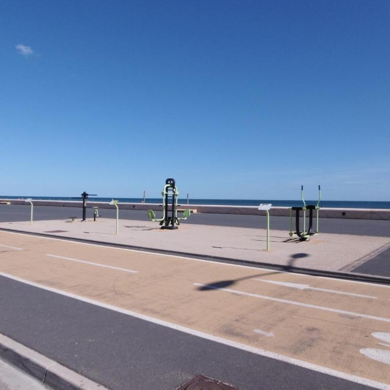 Appartement T3 à Narbonne-Plage - 50m2 - 6 pers, Terrasse - 250m Plage, 500m Commerces - FR-1-795-38 - Apartment - 14