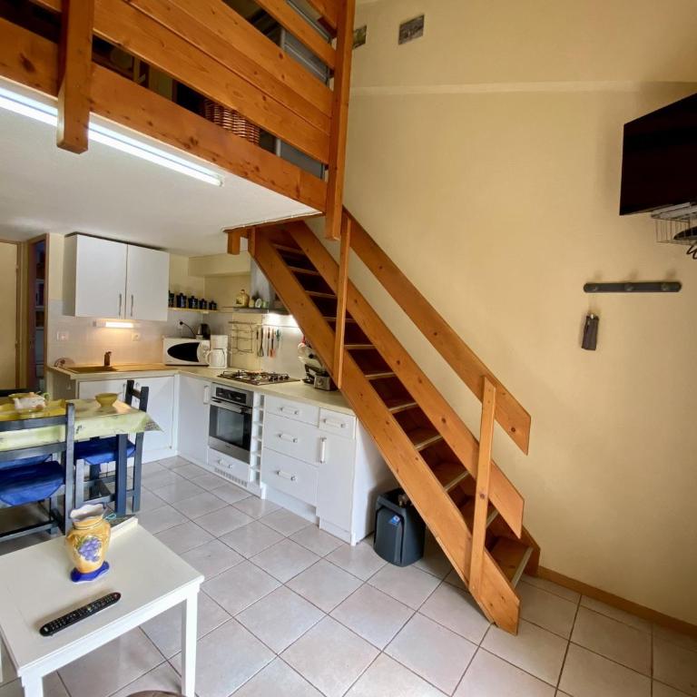 Villa T2 Mezzanine à 300m de la Plage avec Jardin, Idéal Famille, Parking, Animaux Acceptés - FR-1-795-37 - Villa - 6