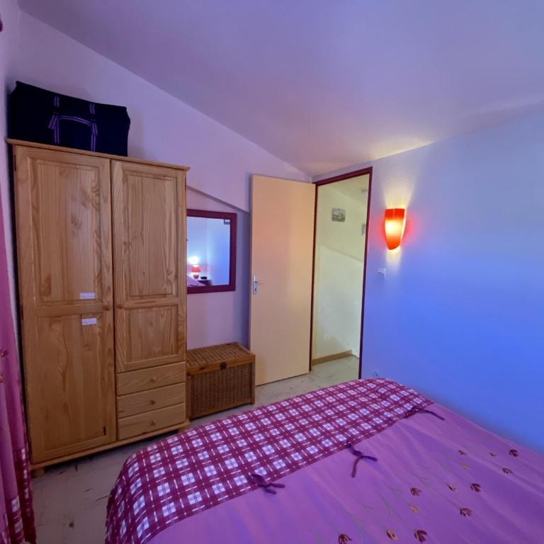 Villa T2 Mezzanine à 300m de la Plage avec Jardin, Idéal Famille, Parking, Animaux Acceptés - FR-1-795-37 - Villa - 13