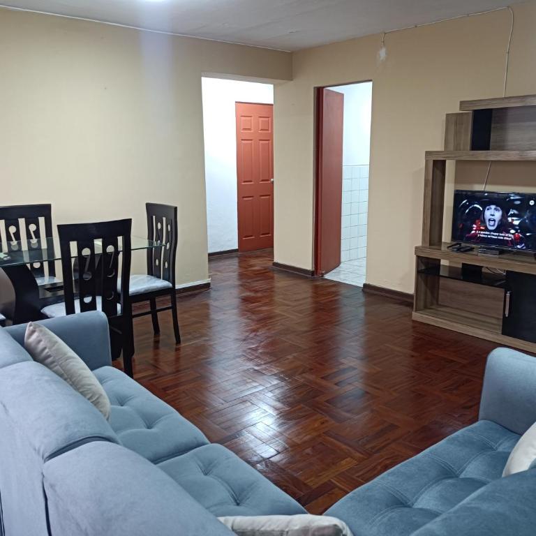 Alojamientos Perú II - Two-Bedroom Apartment - 18