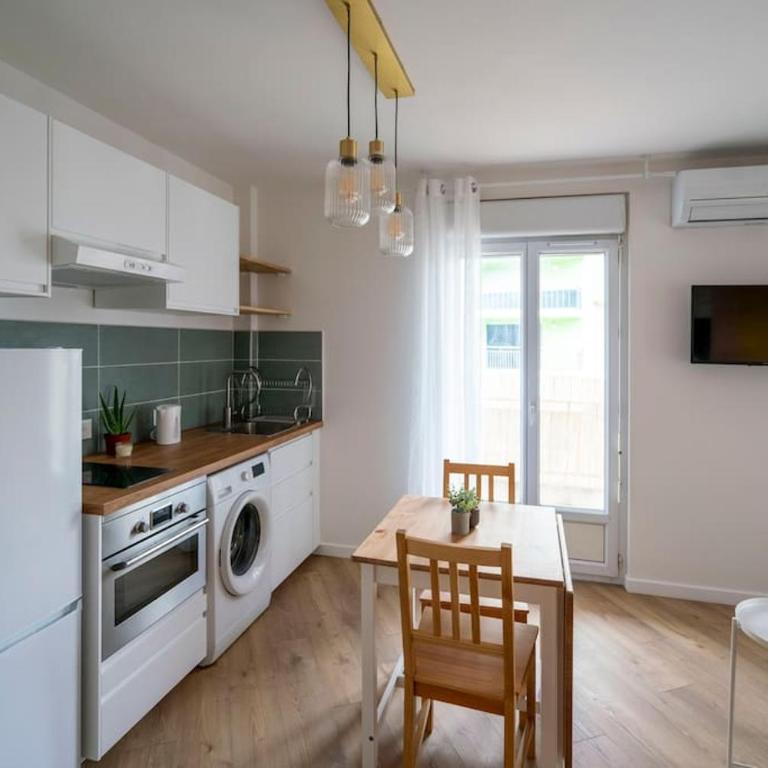 Charmant T2 rénové lumineux à 15mins du vieux port - One-Bedroom Apartment - 16