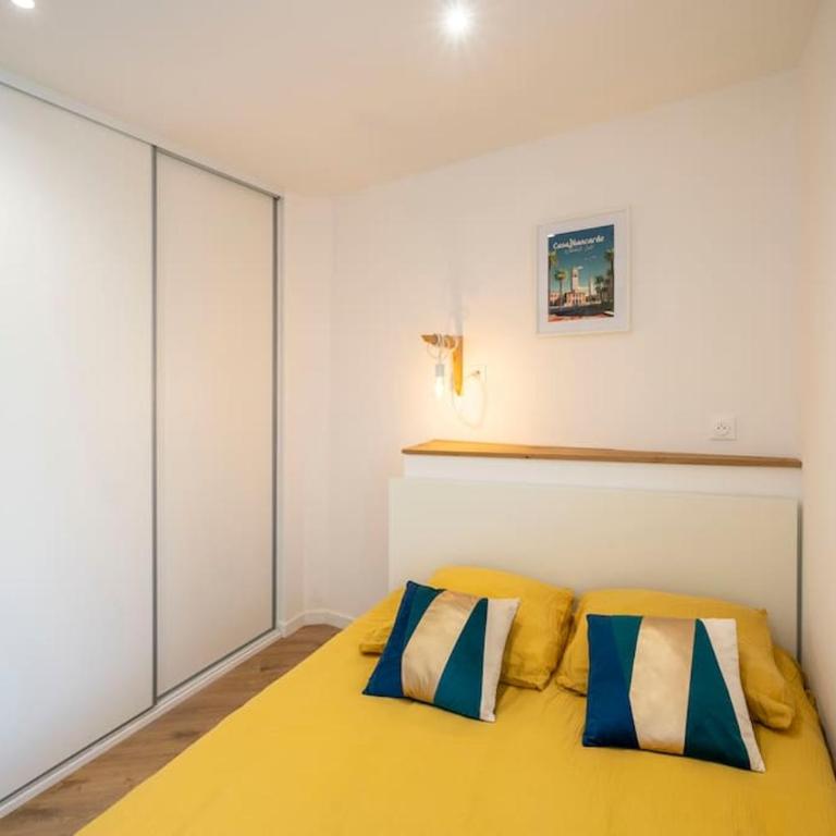 Charmant T2 rénové lumineux à 15mins du vieux port - One-Bedroom Apartment - 17