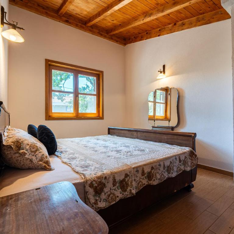 Villa Helena - Two-Bedroom House - 18