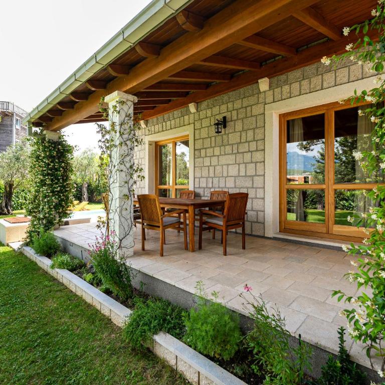 Villa Helena - Two-Bedroom House - 36