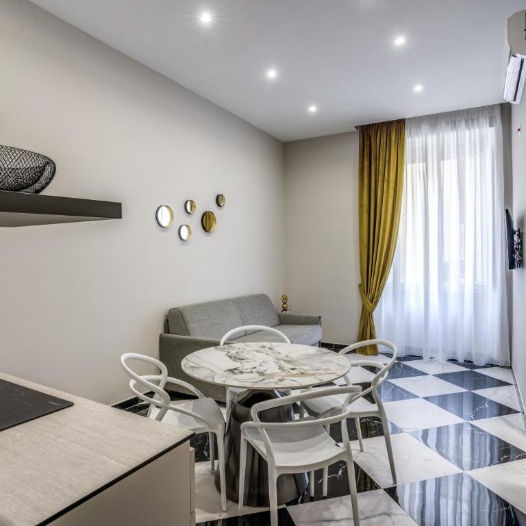 Lady Rose One - Apartment - 19