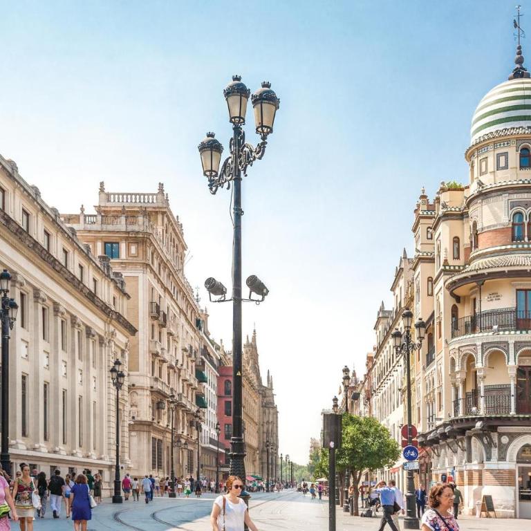3 Bedroom Cozy Apartment In Sevilla - Apartamento de 3 dormitorios - 24
